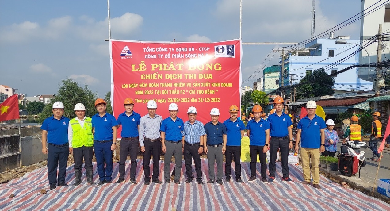 Song Da 9 Joint Stock Company launched the emulation campaign "100 days and nights to complete production and business tasks in 2022 at Package F2-Channel Improvement", Ho Chi Minh City