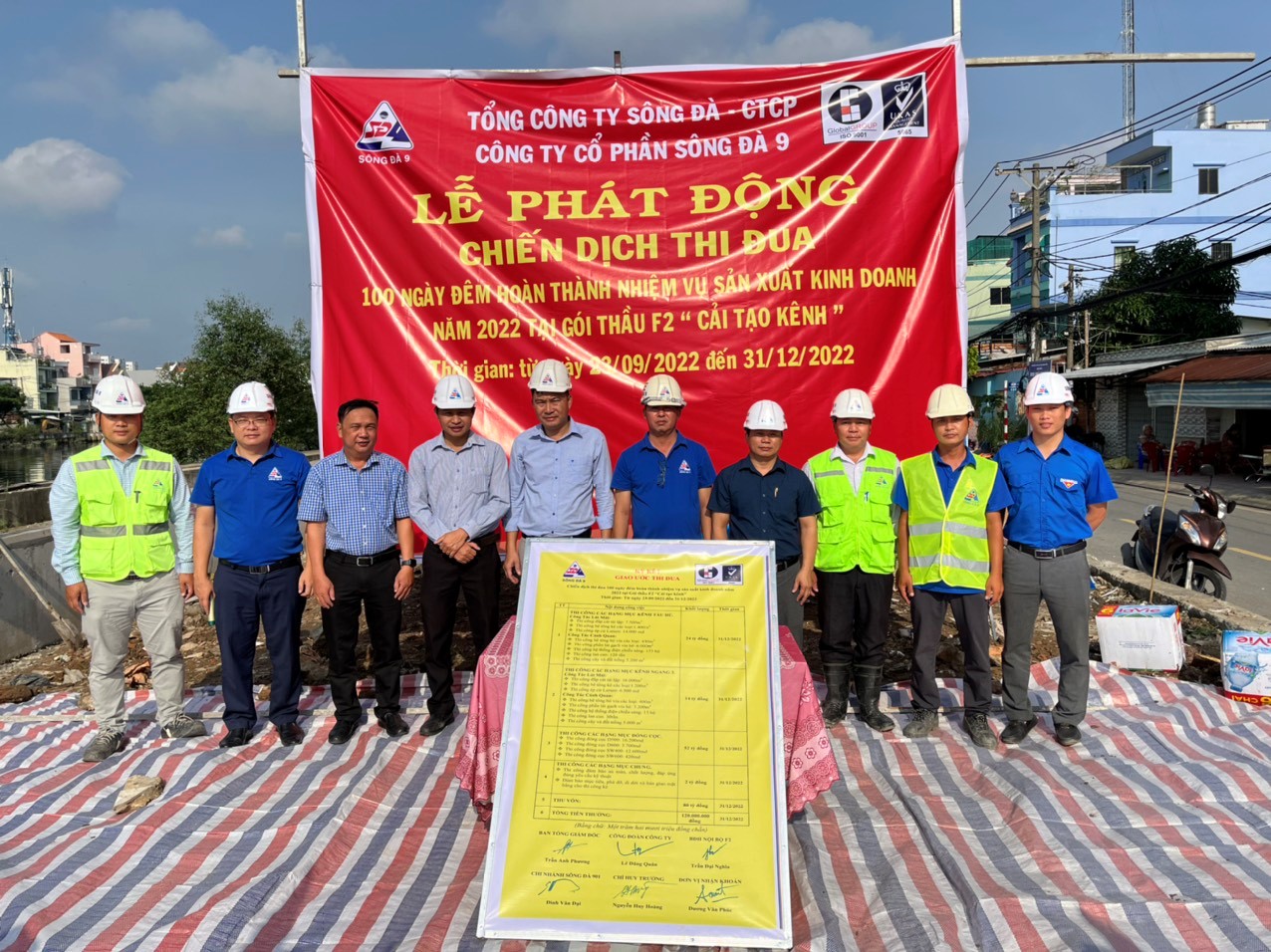Công ty cổ phần Sông Đà 9 phát động chiến dịch thi đua “100 ngày đêm hoàn thành nhiệm vụ sản xuất kinh doanh năm 2022 tại Gói thầu F2-Cải tạo kênh”, TP. Hồ Chí Minh