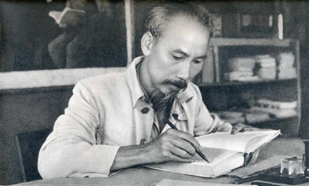 Tư tưởng Hồ Chí Minh về xây dựng chủ nghĩa xã hội ở Việt Nam