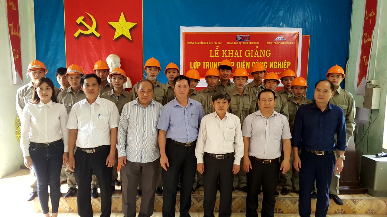 Chi nhánh Sông Đà 905 tổ chức khai giảng lớp Vận hành nhà máy thủy điện