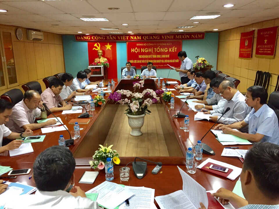 Hội nghị Tổng kết thực hiện Nghị quyết TW 3 (khóa VIII) về “Chiến lược cán bộ thời kỳ đẩy mạnh CNH - HĐH đất nước” của Đảng bộ Công ty cổ phần Sông Đà 9